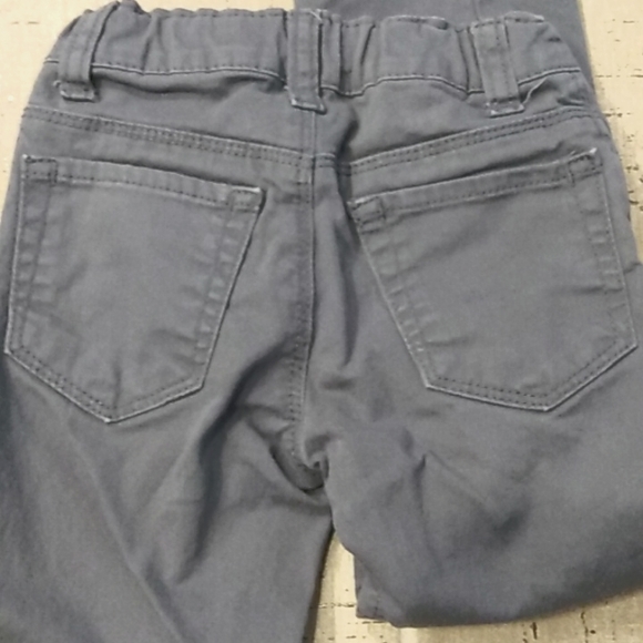 Toddler Boys Grey Jeans - Picture 3 of 3